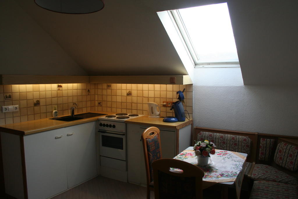 Grillglut Otel Arnsberg Oda fotoğraf
